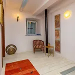 Bonvivan House *