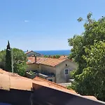Hébergement de vacances Bonvivan House *