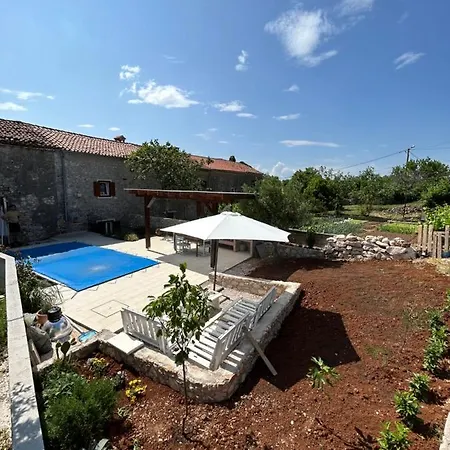 度假居 Bonvivan House Diminići